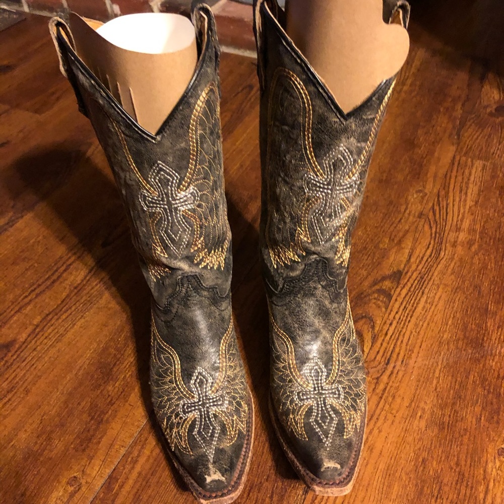 Ladies corral cowboy boots
